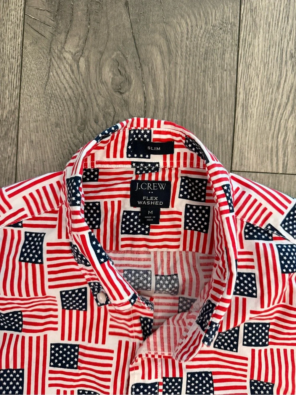 J. Crew Slim Flexed Washed Short Sleeves American Flag Men’s Size: Medium Shirt